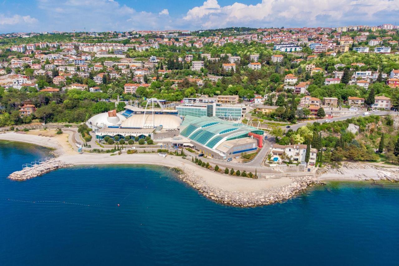 My Way Room, Parking, Sea View, Terrace Rijeka Exterior foto